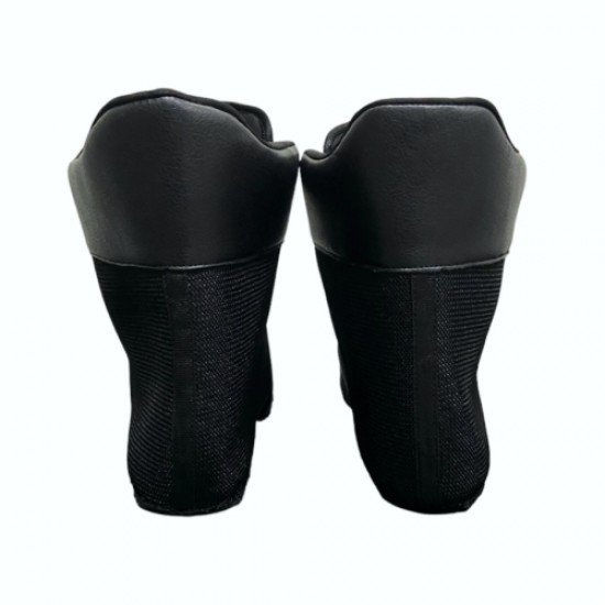 Par de botines interiores. 